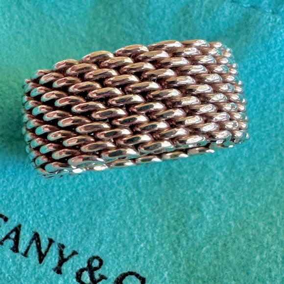 TIFFANY & CO SOMMERSET SILVER CHAIN RING. SIZE 6 RING BOUGHT IN CHICAGO 2001 - Picture 5 of 7